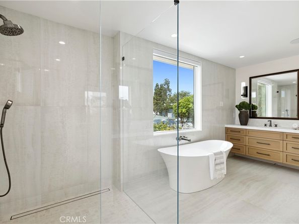 516 Larkspur Avenue, Corona Del Mar CA 92625