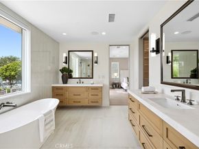 516 Larkspur Avenue, Corona Del Mar CA 92625