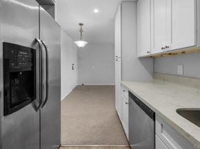 6350 Genesee Avenue 320, San Diego CA 92122