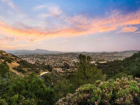 2219 View Crest Glen, Escondido CA 92026