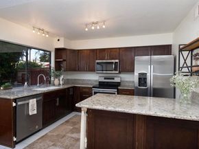 2925 Via Libertad, Carlsbad CA 92010