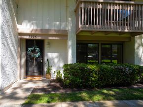 2925 Via Libertad, Carlsbad CA 92010