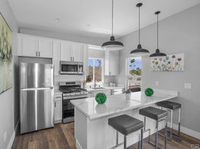 4924 Iroquois Avenue, San Diego CA 92117