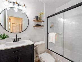 5404 Balboa Arms Dr 469, San Diego CA 92117