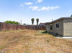 8820 Ellenwood Circle, Spring Valley CA 91977