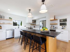 4350 Highland Drive, Carlsbad CA 92008