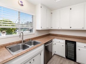 3004 La Costa Avenue B, Carlsbad CA 92009