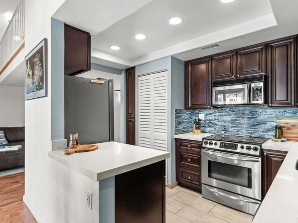 520 Via De La Valle I, Solana Beach CA 92075