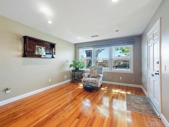 4839 Winona Avenue, San Diego CA 92115