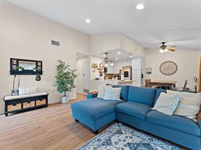 517 Smoketree Gln, Escondido CA 92026