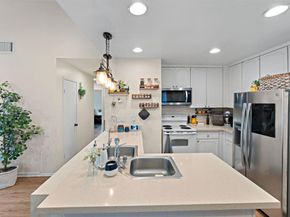 517 Smoketree Gln, Escondido CA 92026