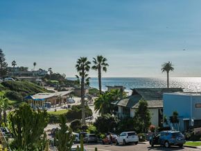 201 4th Street A/B, Encinitas CA 92024