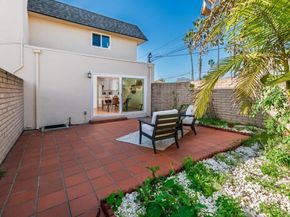 201 4th Street A/B, Encinitas CA 92024