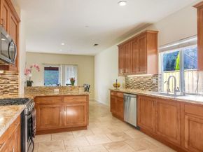 1379 Corte Bagalso, San Marcos CA 92069