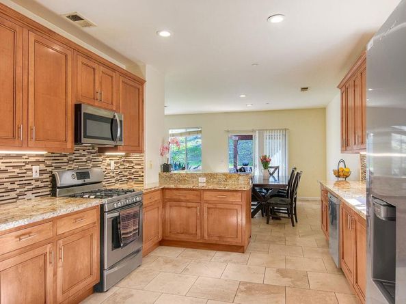 1379 Corte Bagalso, San Marcos CA 92069