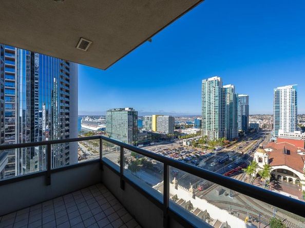 700 W E Street 1604, San Diego CA 92101