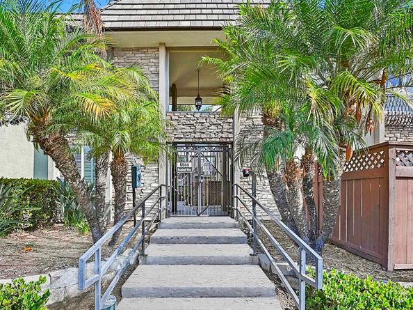 6666 Beadnell Way, San Diego CA 92117