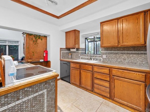 515 Neptune Avenue, Encinitas CA 92024