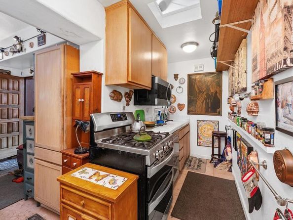 515 Neptune Avenue, Encinitas CA 92024
