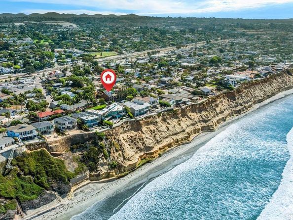 515 Neptune Avenue, Encinitas CA 92024