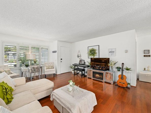 3594 Pear Blossom Drive, Oceanside CA 92057