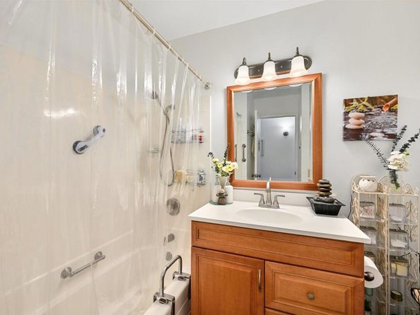 3594 Pear Blossom Drive, Oceanside CA 92057