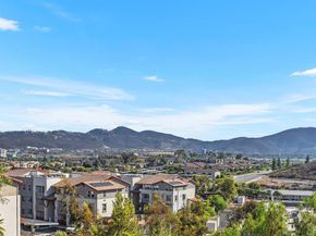 679 Glasgow  Ct, San Marcos CA 92069