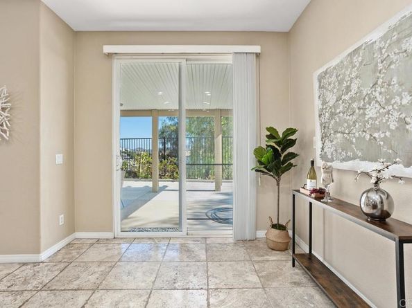 679 Glasgow  Ct, San Marcos CA 92069