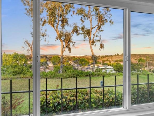 3839 Vista Campana S 32, Oceanside CA 92057