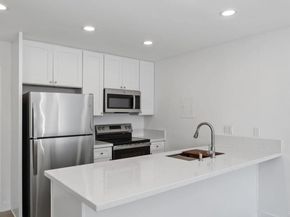 8036 Linda Vista Rd. 2E, San Diego CA 92111