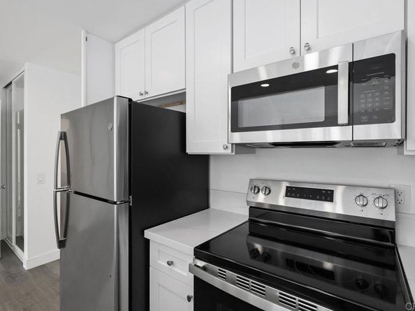 8036 Linda Vista Rd. 2E, San Diego CA 92111