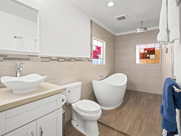 4175 Van Dyke Avenue, San Diego CA 92105
