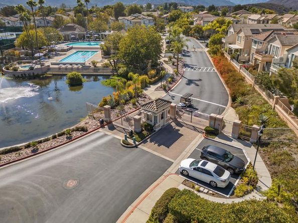 18752 Caminito Cantilena 170, San Diego CA 92128