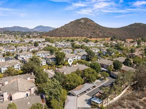 18752 Caminito Cantilena 170, San Diego CA 92128