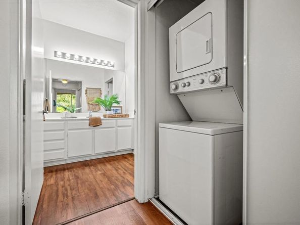 18752 Caminito Cantilena 170, San Diego CA 92128