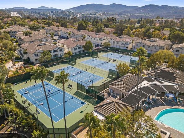 18752 Caminito Cantilena 170, San Diego CA 92128