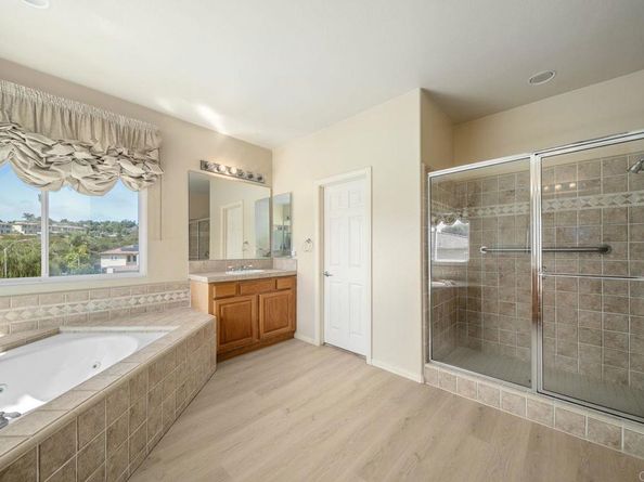 3748 Cavern Pl, Carlsbad CA 92010