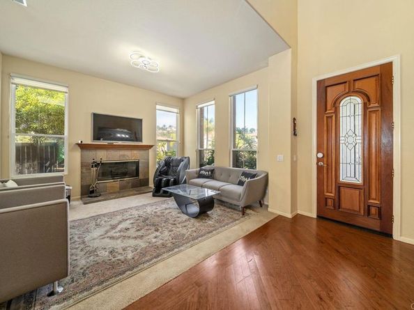 3748 Cavern Pl, Carlsbad CA 92010