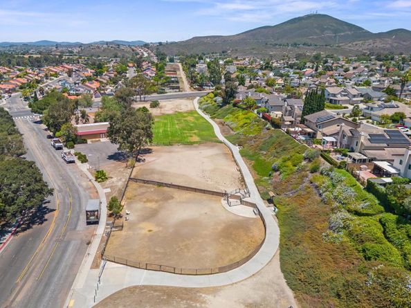 13292 Salmon River Road 204, San Diego CA 92129