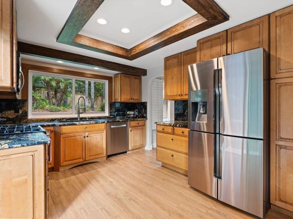 612 Lucylle Lane, Encinitas CA 92024