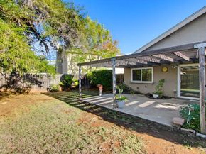 1237 Armstrong Circle, Escondido CA 92027