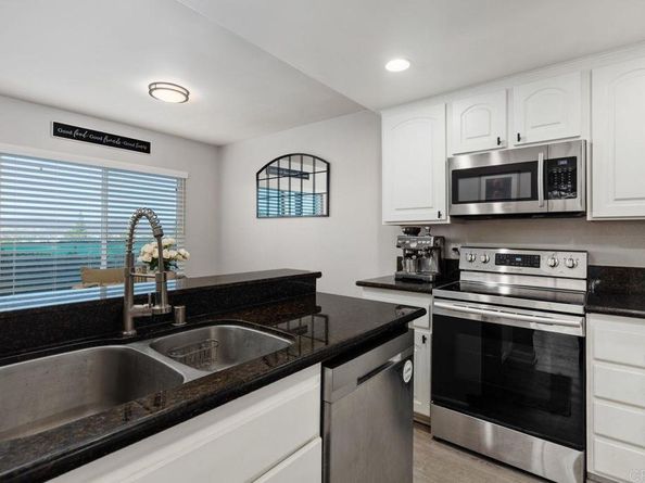 870 S Rancho Santa Fe Road B, San Marcos CA 92078