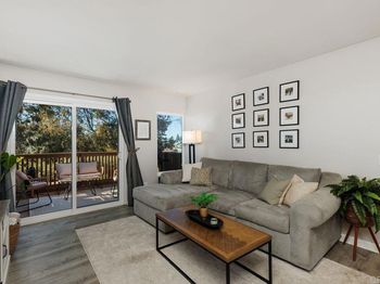 870 S Rancho Santa Fe Road