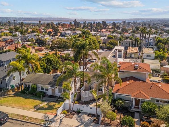 1737 Beryl Street, San Diego CA 92109