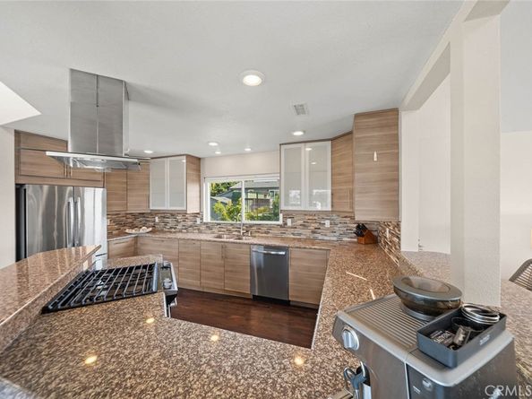 1737 Beryl Street, San Diego CA 92109