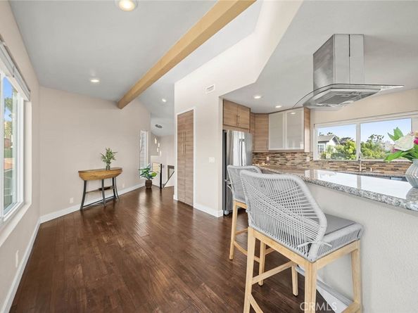 1737 Beryl Street, San Diego CA 92109