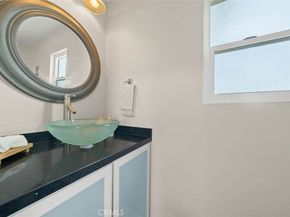 1737 Beryl Street, San Diego CA 92109