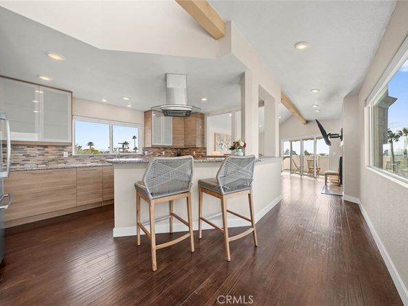 1737 Beryl Street, San Diego CA 92109