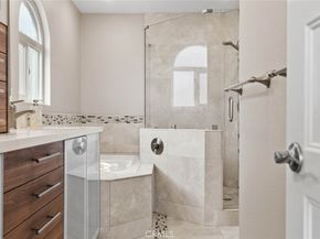 1737 Beryl Street, San Diego CA 92109