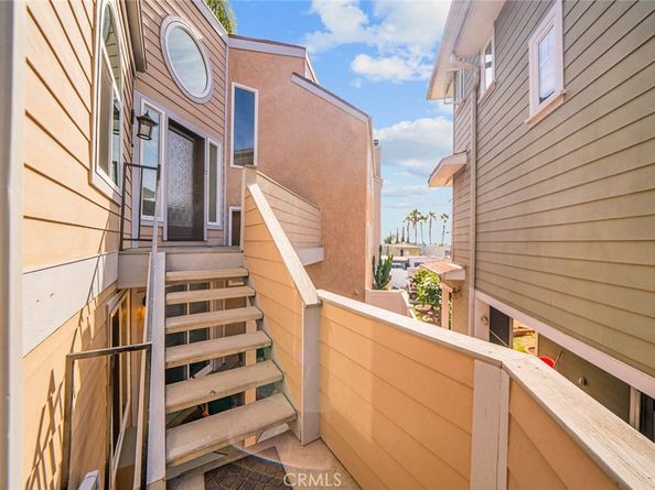 1737 Beryl Street, San Diego CA 92109